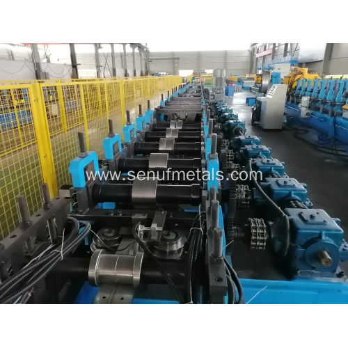 High-speed No-stop cutting C purlin roll forming machine